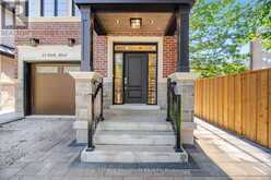11 PARK BOULEVARD | Toronto Ontario | Slide Image Two