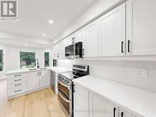 2920 KINGSWAY DRIVE | Oakville Ontario | Slide Image Sixteen
