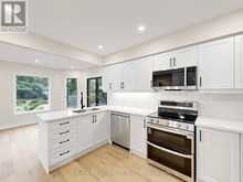 2920 KINGSWAY DRIVE | Oakville Ontario | Slide Image Eighteen