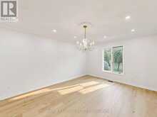 2920 KINGSWAY DRIVE | Oakville Ontario | Slide Image Twelve