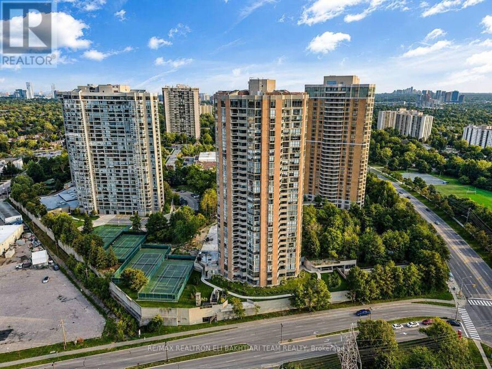 502 - 85 SKYMARK DRIVE, Toronto, Ontario M2H 3P2