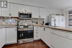 110 CRITTENDEN DRIVE | Georgina Ontario | Slide Image Twelve