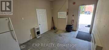 221 ALGONQUIN AVENUE | North Bay Ontario | Slide Image Eight