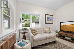 87 RIVERVIEW GARDENS | Toronto Ontario | Slide Image Eight