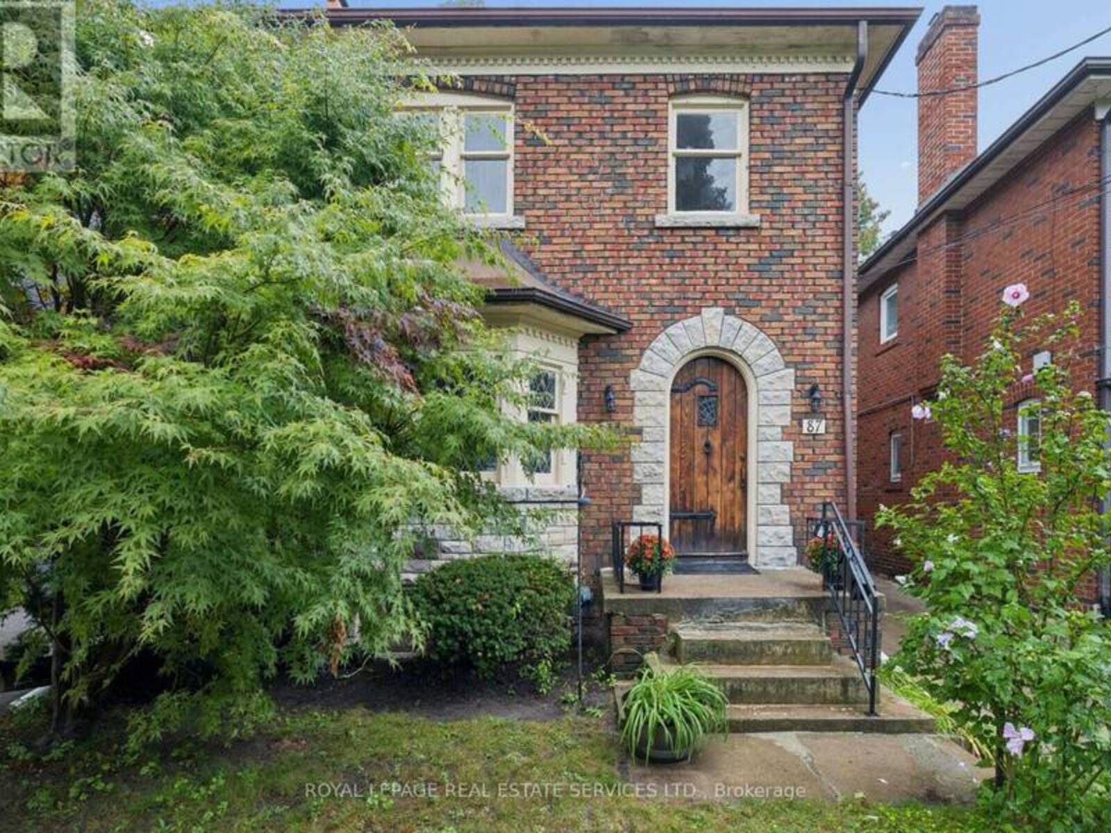 87 RIVERVIEW GARDENS, Toronto, Ontario M6S 4E7