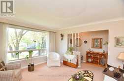 499 VALLEY DRIVE N | Oakville Ontario | Slide Image Twelve