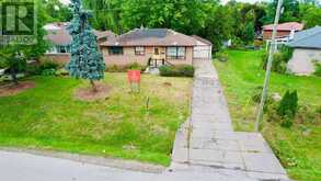 499 VALLEY DRIVE N | Oakville Ontario | Slide Image One