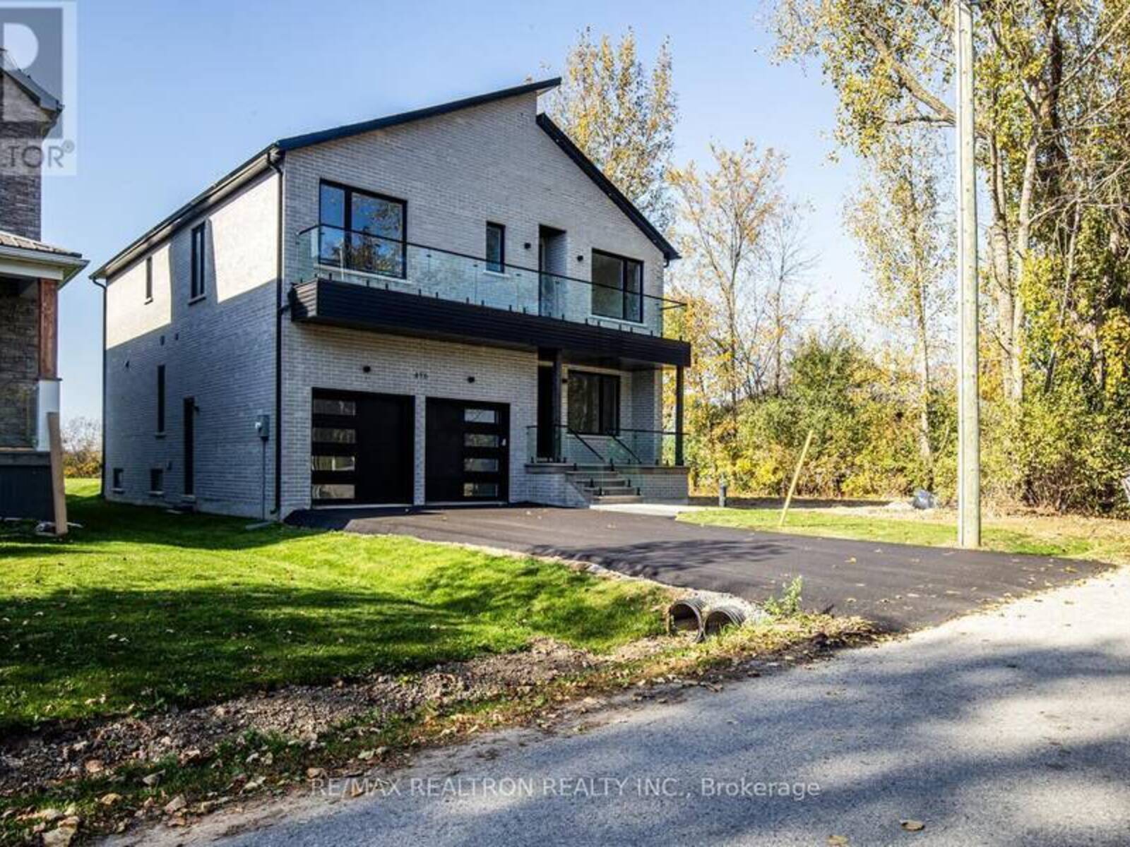496 DUCLOS POINT ROAD, Georgina, Ontario L0E 1N0