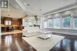 16 FAIRVIEW AVENUE | Richmond Hill Ontario | Slide Image Eighteen