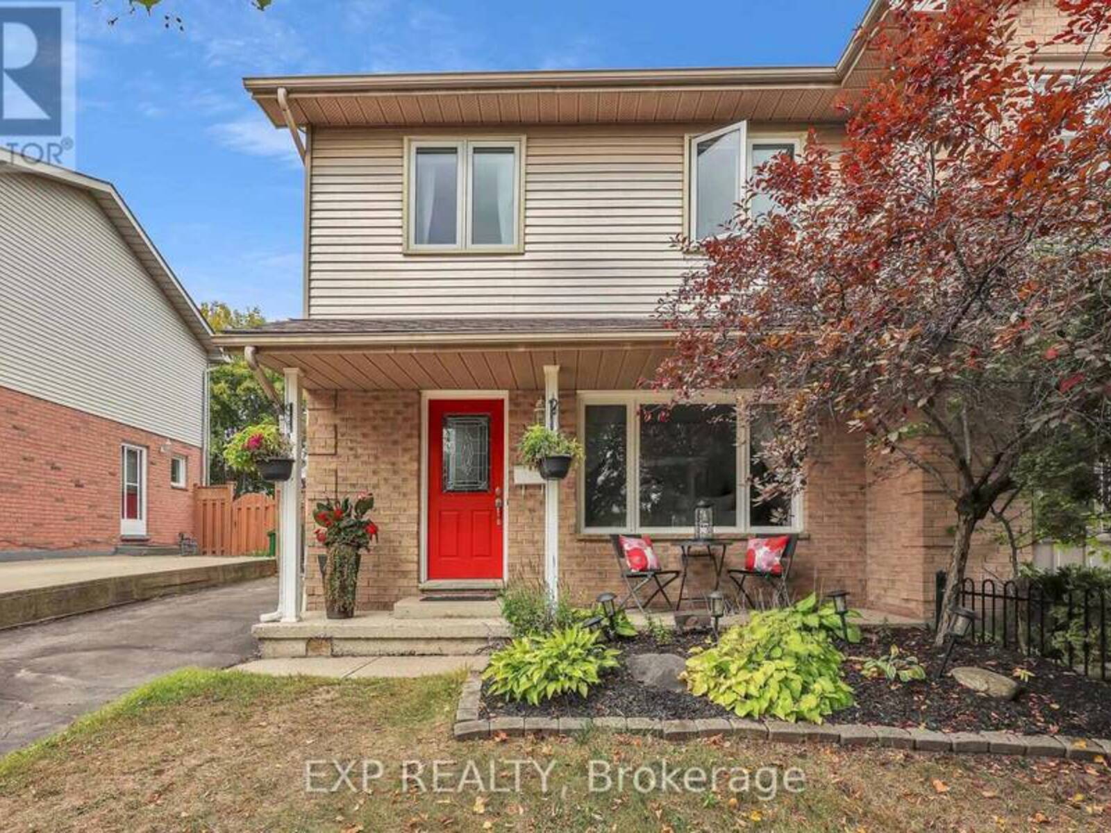 220 SCOTT ROAD, Cambridge, Ontario N3C 3Z8