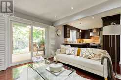 35 ASHLAND CRESCENT | Markham Ontario | Slide Image Sixteen