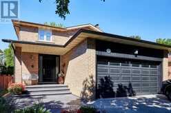 35 ASHLAND CRESCENT | Markham Ontario | Slide Image Three