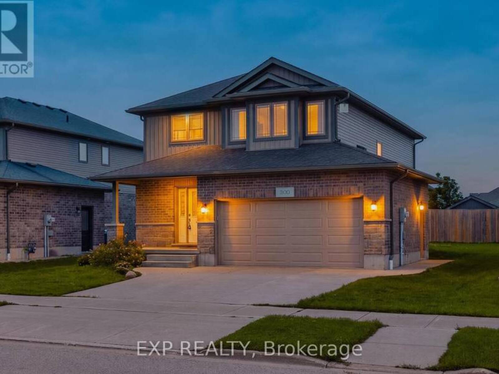 300 HUTTON STREET E, Listowel, Ontario N4W 0C1