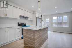 403 WHITE'S HILL AVENUE | Markham Ontario | Slide Image Twelve