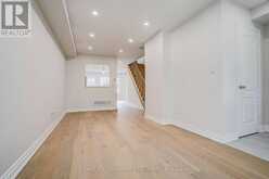 403 WHITE'S HILL AVENUE | Markham Ontario | Slide Image Eight