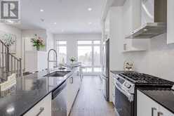 51 CREDIT LANE | Richmond Hill Ontario | Slide Image Seventeen