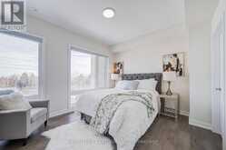 51 CREDIT LANE | Richmond Hill Ontario | Slide Image Thirty-five