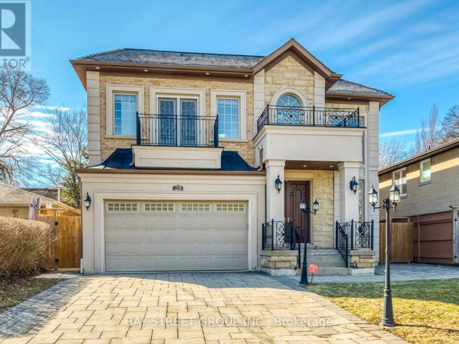 39 FOXWARREN DRIVE, Toronto, Ontario M2K 1L1