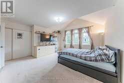 8 BRIAR PATH LANE | Markham Ontario | Slide Image Nineteen