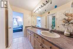 8 BRIAR PATH LANE | Markham Ontario | Slide Image Thirty-four