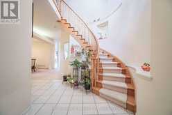 8 BRIAR PATH LANE | Markham Ontario | Slide Image Seven