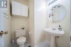 8 BRIAR PATH LANE | Markham Ontario | Slide Image Nine