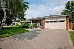 12377 NINTH LINE | Whitchurch-Stouffville Ontario | Slide Image Two