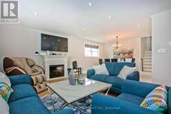 12377 NINTH LINE | Whitchurch-Stouffville Ontario | Slide Image Eight