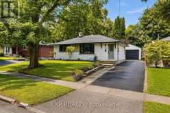 104 KENSINGTON STREET | Guelph Ontario | Slide Image Thirty-seven