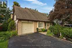 63 OREN BOULEVARD | Barrie Ontario | Slide Image Two