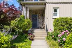 54 BRUCE STREET | Cambridge Ontario | Slide Image Forty-six