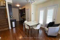 1 - 1 HARGRAVE LANE | Toronto Ontario | Slide Image Eight