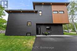 168 BERCZY STREET | Barrie Ontario | Slide Image Thirty-two