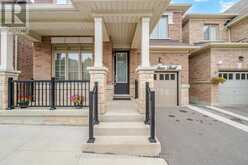 12 ENCLAVE TRAIL | Brampton Ontario | Slide Image Five