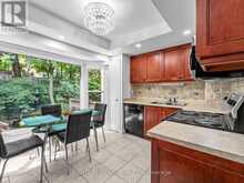 25 - 25 TAMARACK CIRCLE | Toronto Ontario | Slide Image Twelve
