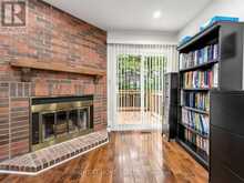 25 - 25 TAMARACK CIRCLE | Toronto Ontario | Slide Image Eight