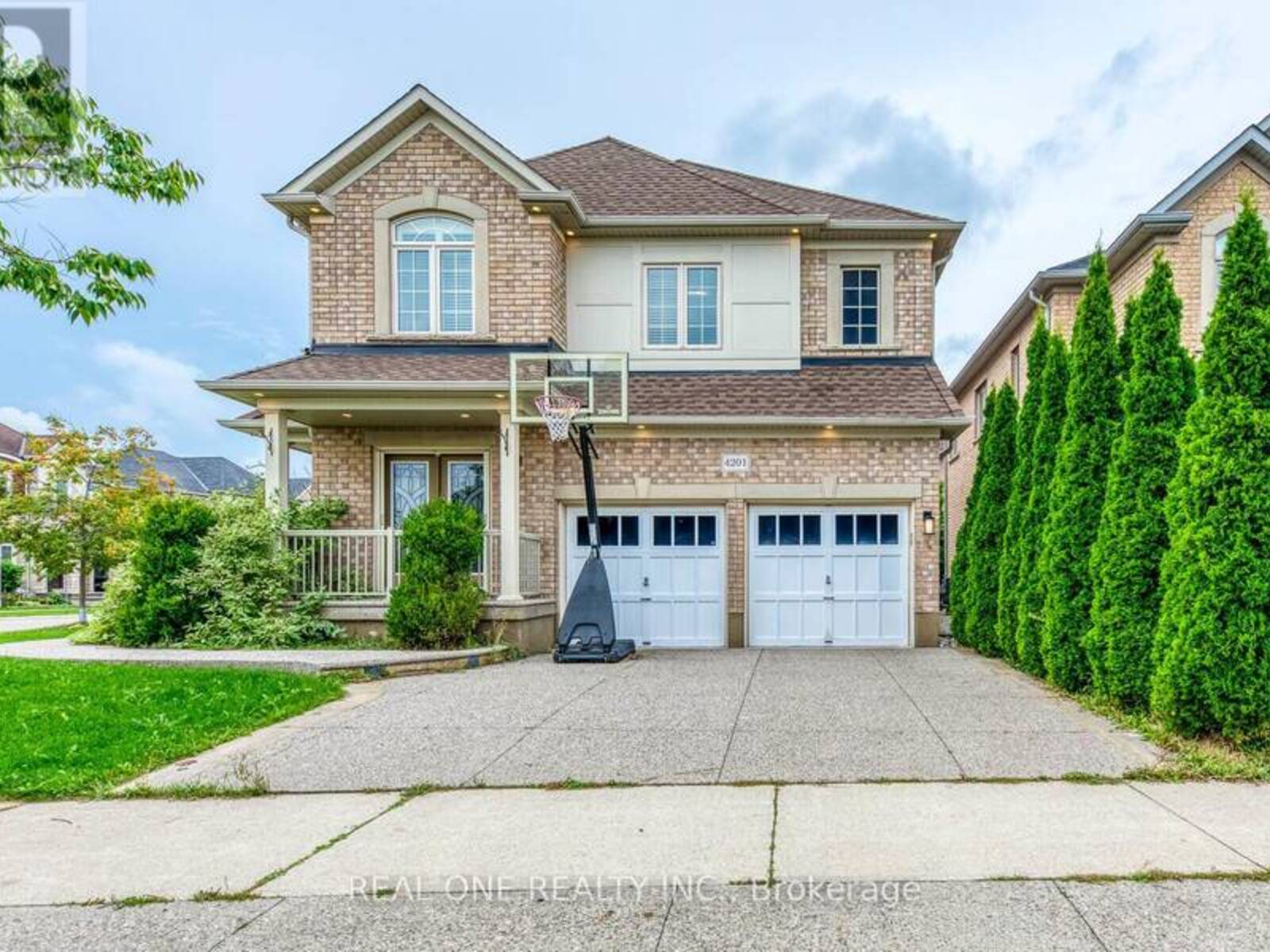 4201 PRUDHAM AVENUE, Burlington, Ontario L7M 0N1