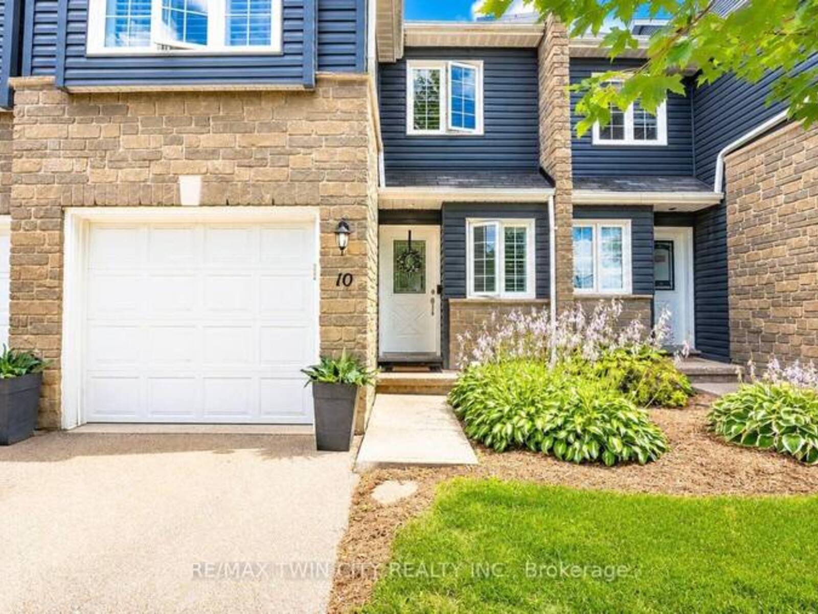 10 - 199 SAGINAW PARKWAY, Cambridge, Ontario N1T 1T9