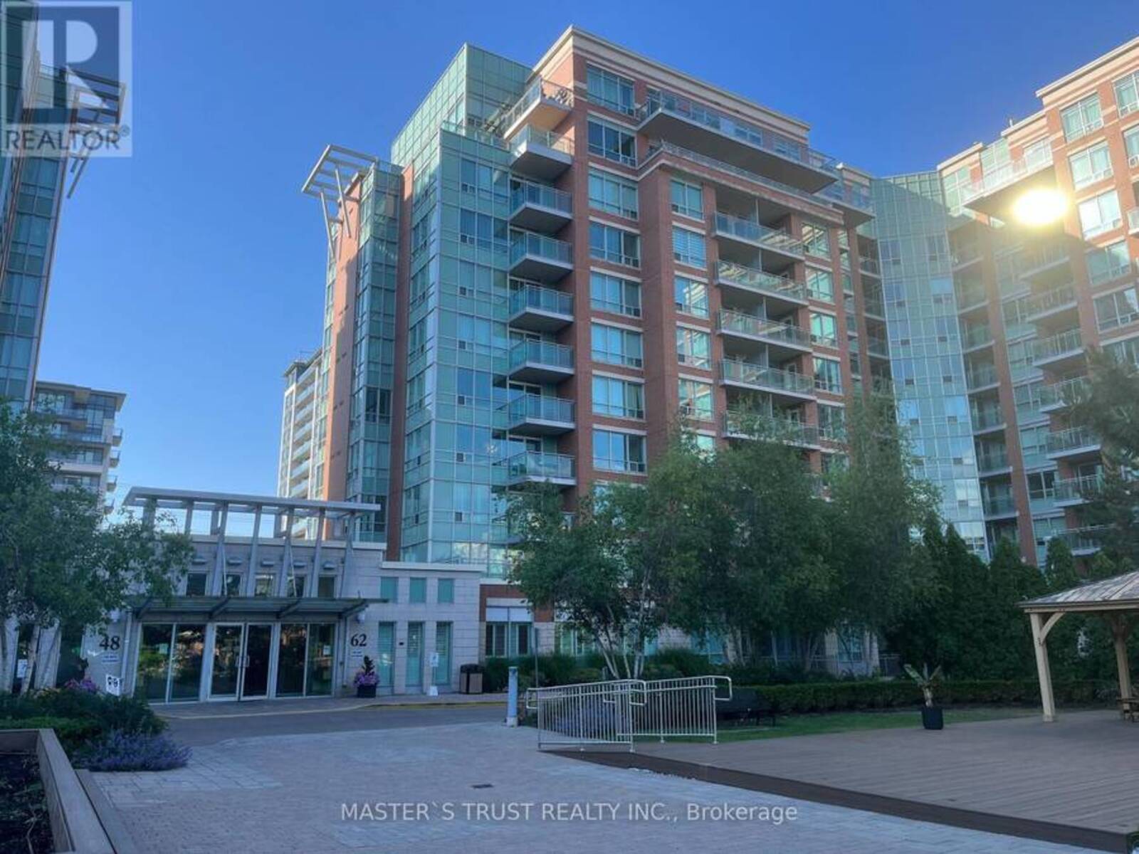 522 - 62 SUNCREST BOULEVARD, Markham, Ontario L3T 7Y6