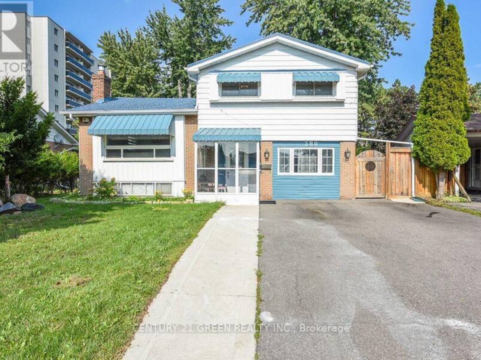 380 BARTLEY BULL PARKWAY, Brampton, Ontario L6W 2L8