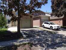 28 RAWLING CRESCENT | Brampton Ontario | Slide Image One