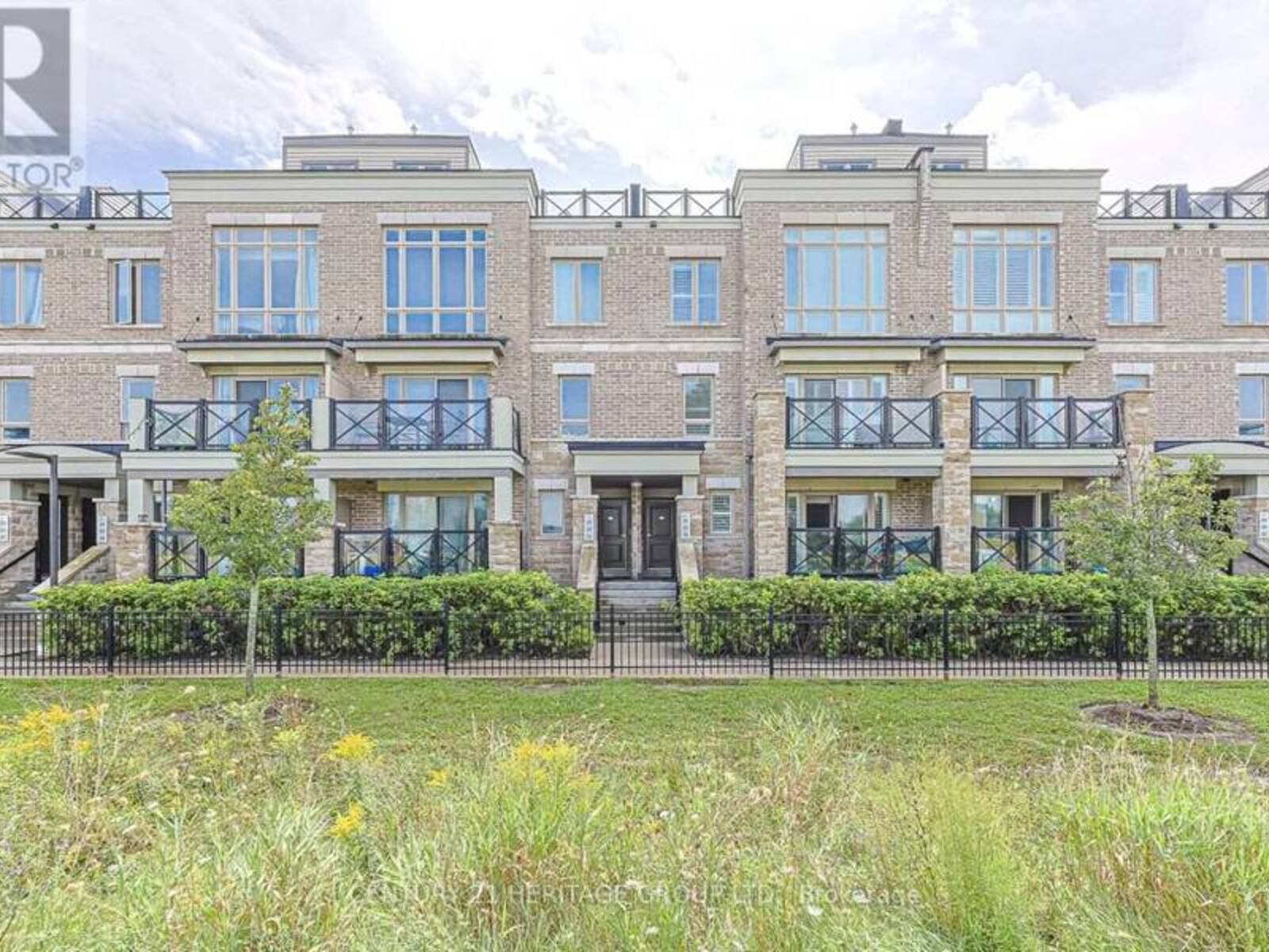 216 - 10 DUNSHEALTH WAY, Markham, Ontario L6B 1N3