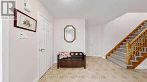 20 DOON CRESCENT | Georgina Ontario | Slide Image Six