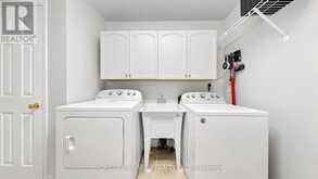 20 DOON CRESCENT | Georgina Ontario | Slide Image Eight