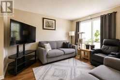 85 CHAUCER CRESCENT | Barrie Ontario | Slide Image Three