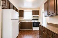 85 CHAUCER CRESCENT | Barrie Ontario | Slide Image Six