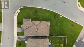 47 SANDHILL CRANE DRIVE | Wasaga Beach Ontario | Slide Image Thirty-five