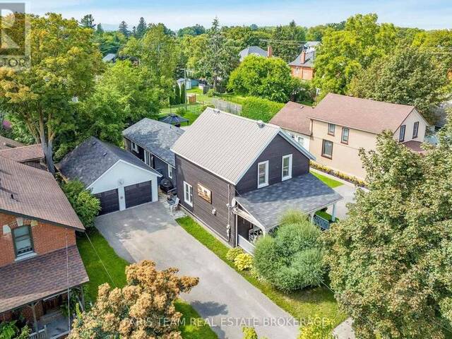 108 BEECH STREET Collingwood Ontario, L9Y 2T3 - 3 Bedrooms Home For Sale