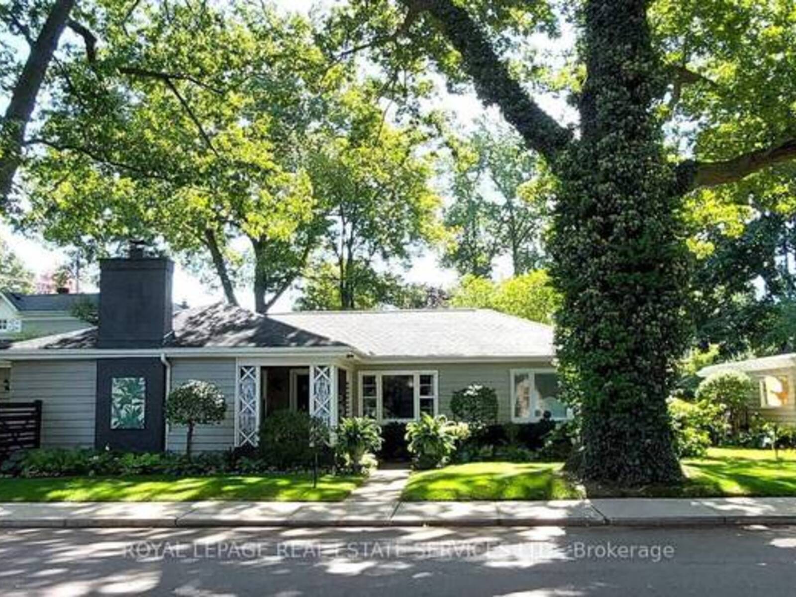 344 MAPLE AVENUE, Oakville, Ontario L6J 2H7