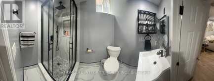 33 KLEMSCOTT ROAD | Brampton Ontario | Slide Image Thirty